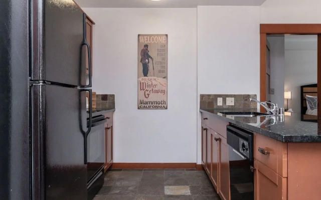 Village #3310 Lincoln House