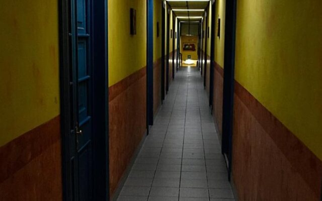 Los Balcones De Moral Y Santa Catalina Hostal