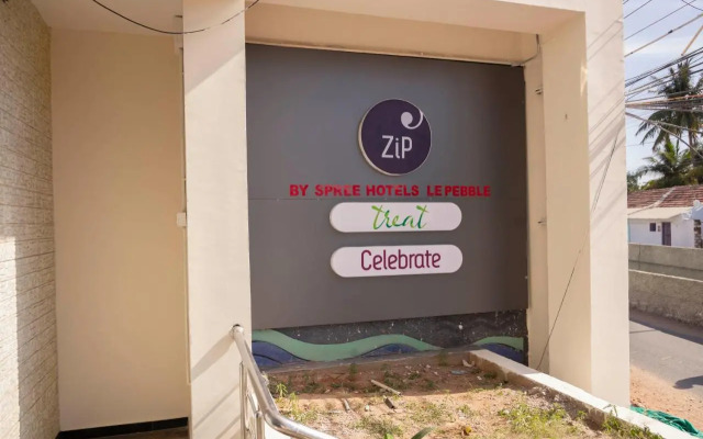 Vits By Spree Hotels Le Pebble