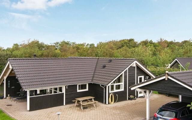 Spacious Cottage in Hemmet With Roofed Terrace