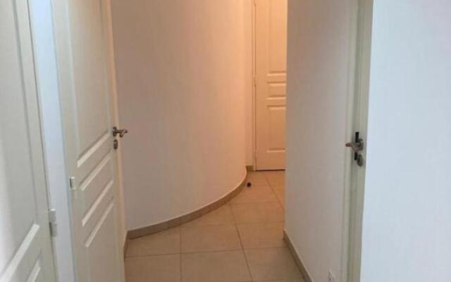 Large Flat 15 Minutes From The Beach