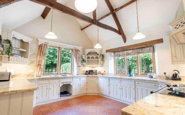 Stunning Country Farm House between Bristol & Bath