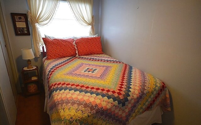 Rogers Roost - Three Bedroom Cabin