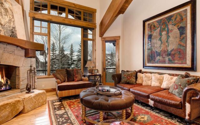 Abode at the Talon