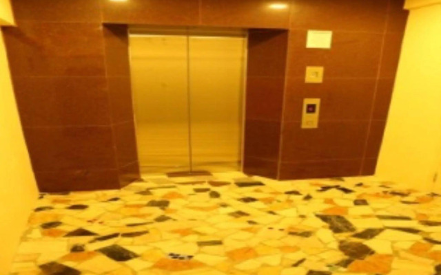 OYO 124 Hotel Seniman Sentul (Sanitized Stay)