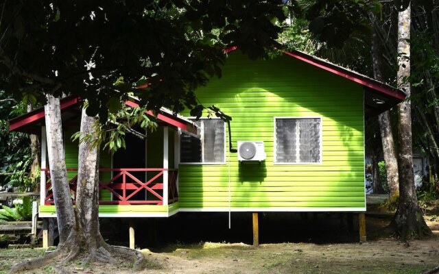 Sukau Greenview Bed and Breakfast