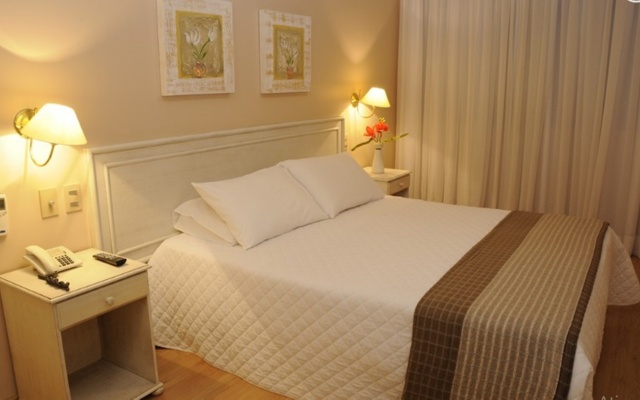 Shelton Hotel