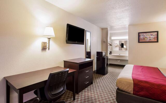 Red Roof Inn Tifton