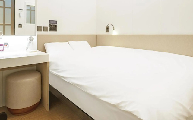 DARAKHYU Yeosu Capsule Hotel by WALKERHILL