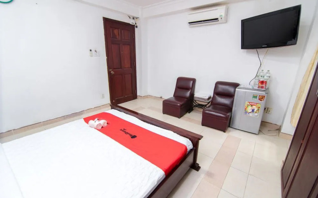 RedDoorz near 23rd September Park