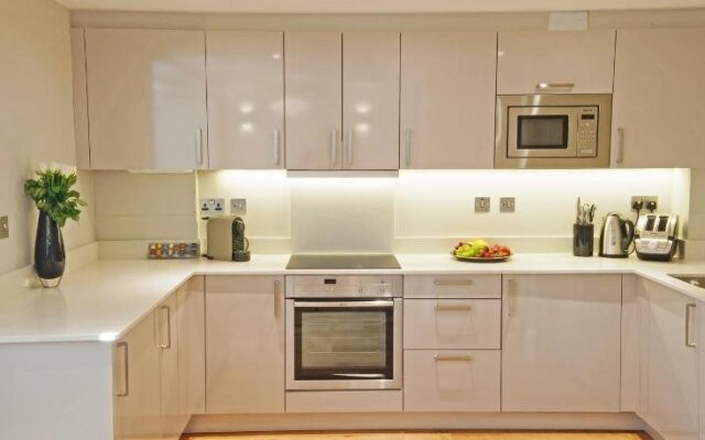 Bath Circle Luxury Serviced Apartments