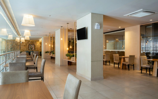 Hilton Garden Inn Itajai Praia Brava