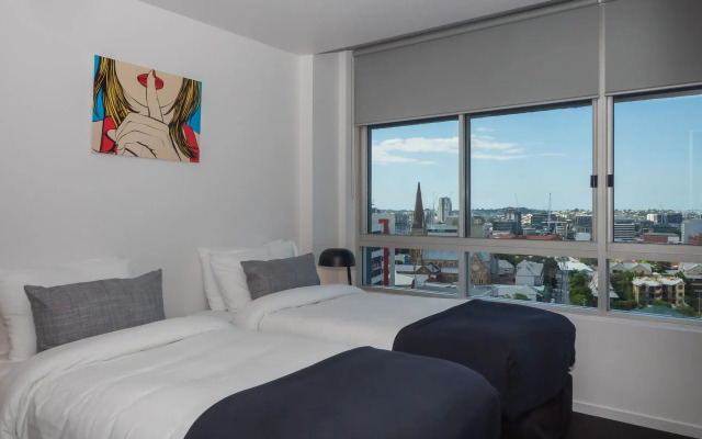 The Ridge Apartment Hotel