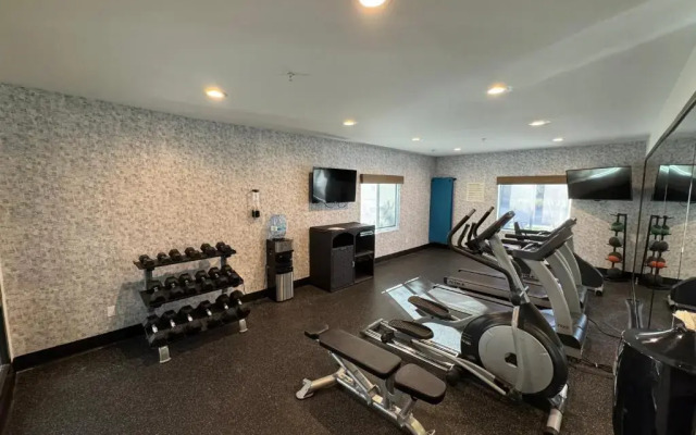 Garner Hotel Longview South by IHG