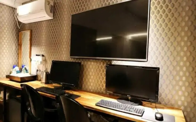 Daejeon Yuseong Nine Hotel