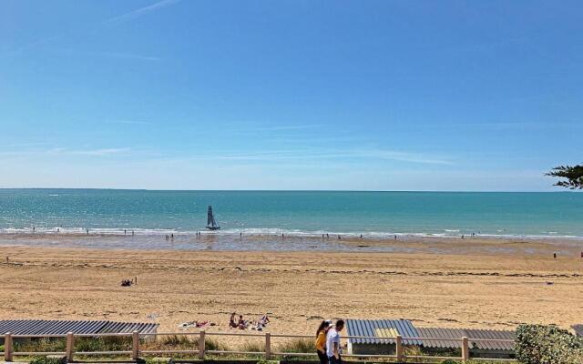 Appartement Jullouville, 2 pièces, 2 personnes - FR-1-361-154