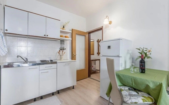 Neva - Great Location - A3 Prvi kat do Ulice