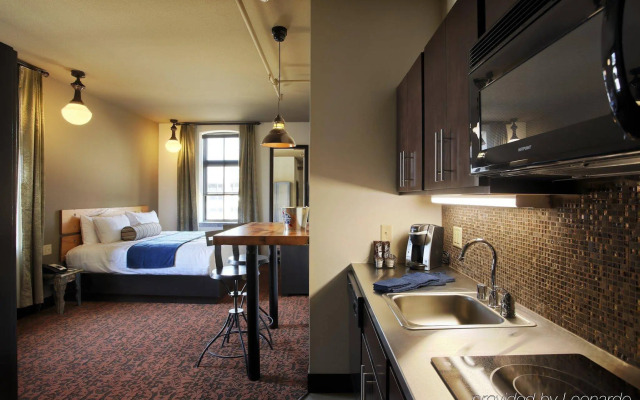 The Brewhouse Inn & Suites