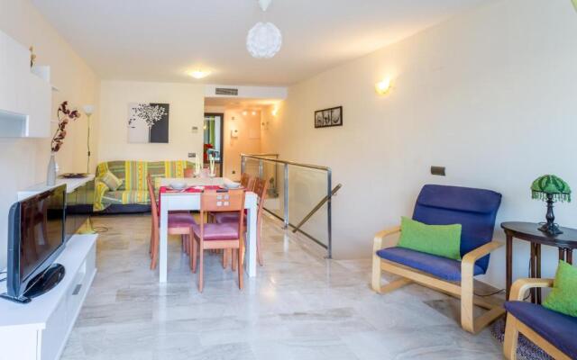 Hauzify I Apartament Altamira