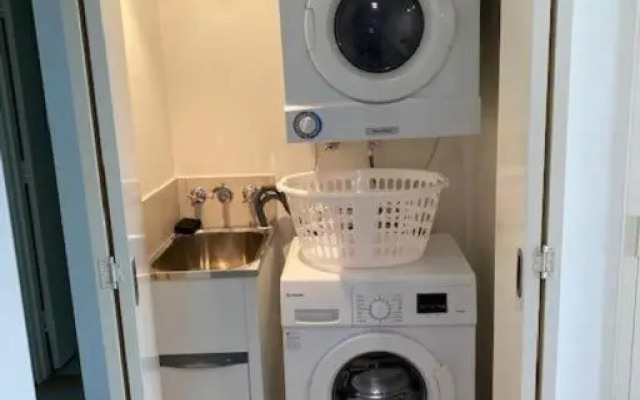 Ground Floor Luxury Oceanfront Apartment