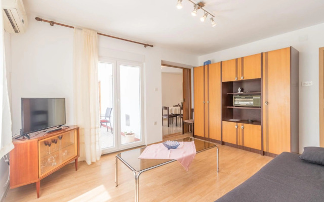 BUTO br. 2 (2+2 pax)