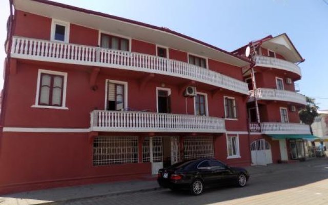 Hotel Amirani
