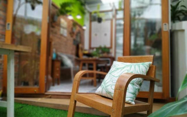 The Little Cottage 47