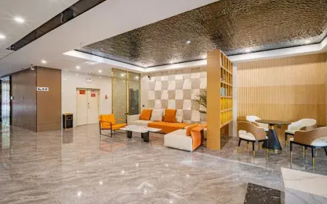 Urba Hotel (Kashgar Ancient City Donghu Park)