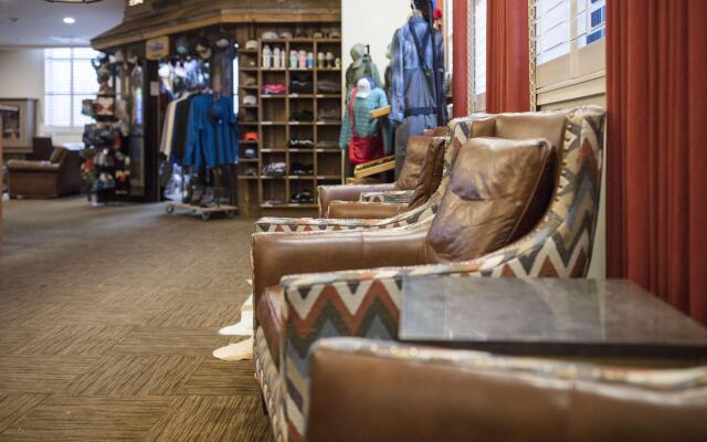 Tailwater Lodge Altmar, Tapestry Collection by Hilton