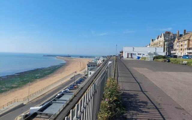 Host Stay Victoria Gardens