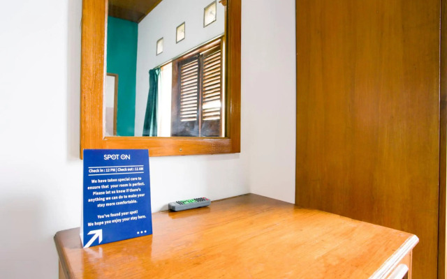 SPOT ON 2584 Hotel Karya Nunggal Asri