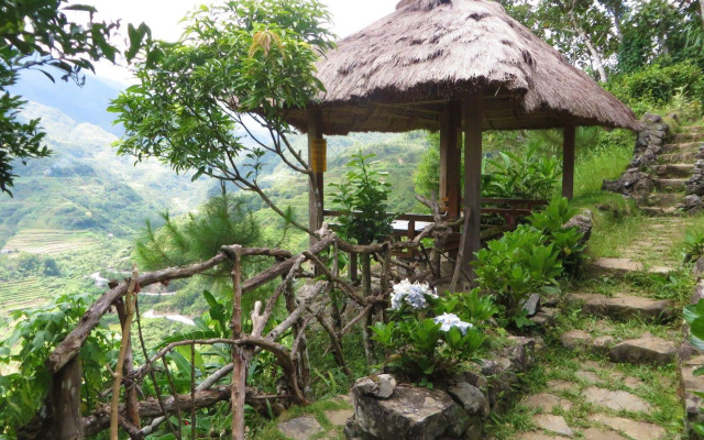 Native Village Inn