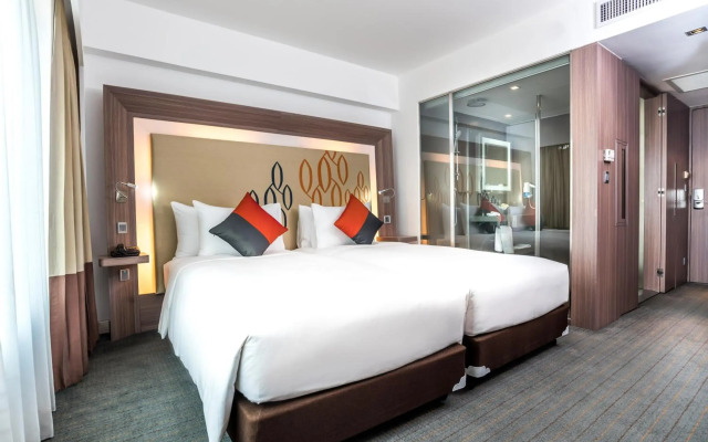 Hilton Garden Inn Bangkok Silom
