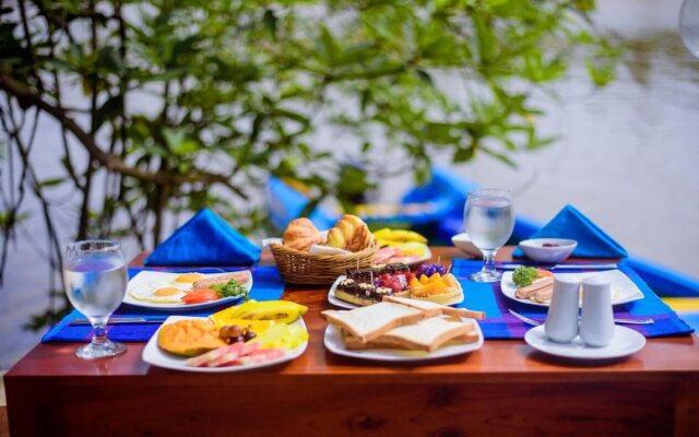 VAAYA Beach Hotel