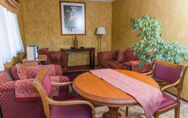 Hotel Serena Suite
