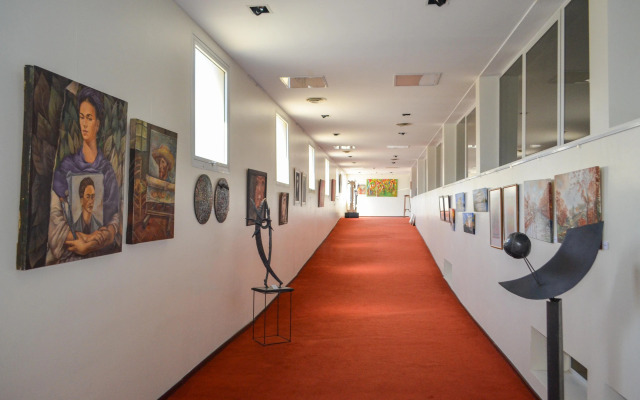 Sol Victoria Hotel Spa & Casino