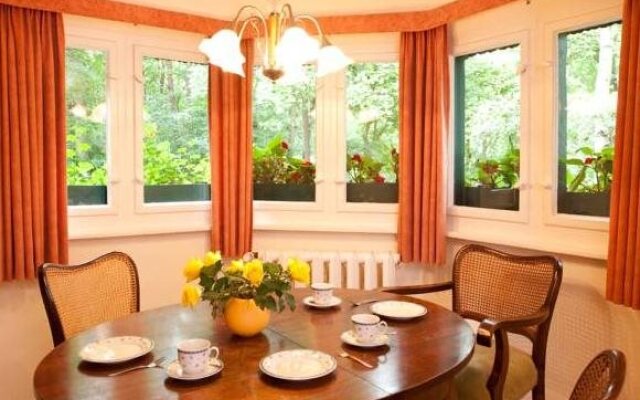 Strandvilla Hubertus Boltenhagen - Ferienwohnungen Apartment Mit Parkplatz Wlan Kuche Garten Grillplatz Waldbaden