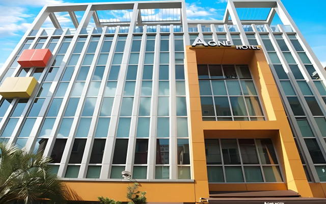 A-One Hotel