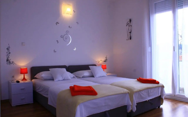 Studio Apartments Buki
