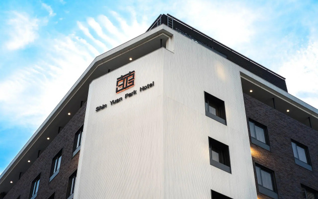 Shin Yuan Celeb Metro Hotel
