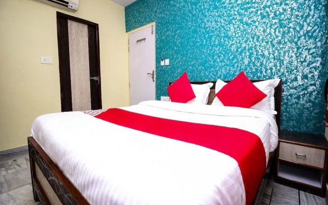 OYO 15242 Hotel Rathi Palace