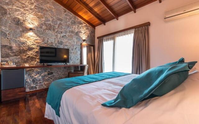 Bemar Carmelo Hotel