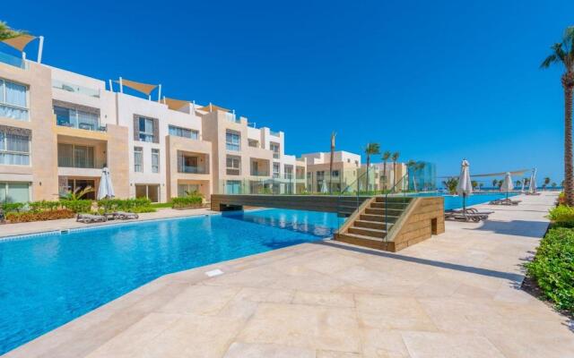 Mangroovy 3BR Apartment Private Beach & Pool View