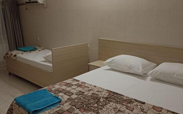 Yuzhny dvorik Guest house