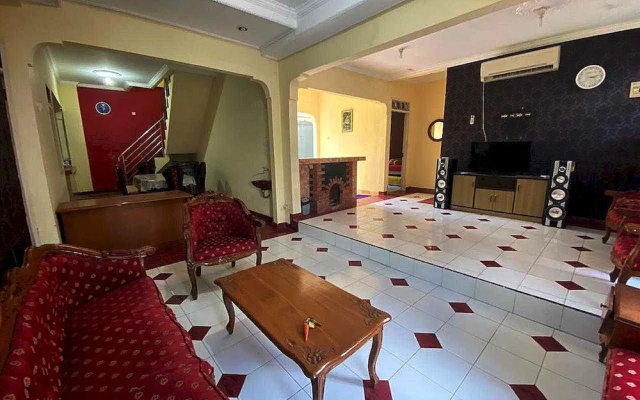 Hotel O Pahlawan Udyana Syariah