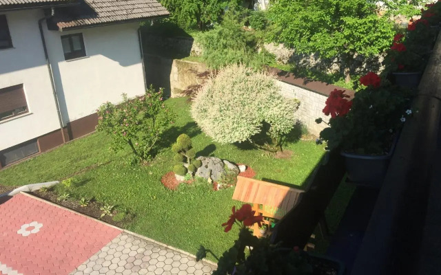 Kirhouse Apartment