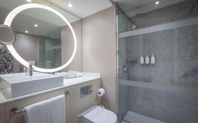 The Morrison Dublin, Curio Collection by Hilton