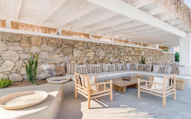 Bohemian Blue Villa - 7 BDRM - beach in 200m - MG Villas
