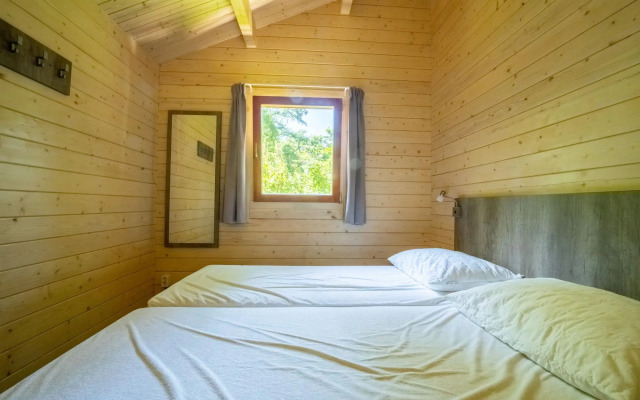 Chalet Near Utrecht With Combimicrowave