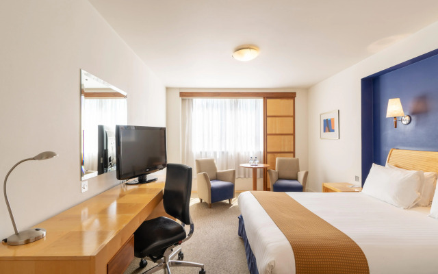 Holiday Inn Gloucester-Cheltenham, an IHG Hotel